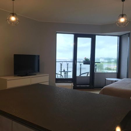 Apartment24 Yacht Club View بارنو المظهر الخارجي الصورة