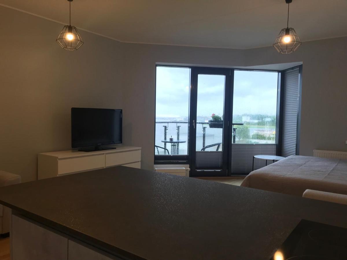 Apartment24 Yacht Club View بارنو المظهر الخارجي الصورة