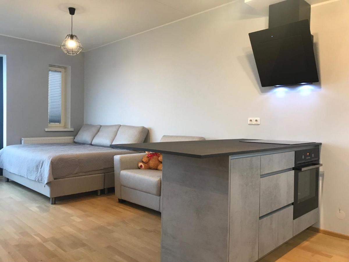 Apartment24 Yacht Club View بارنو المظهر الخارجي الصورة