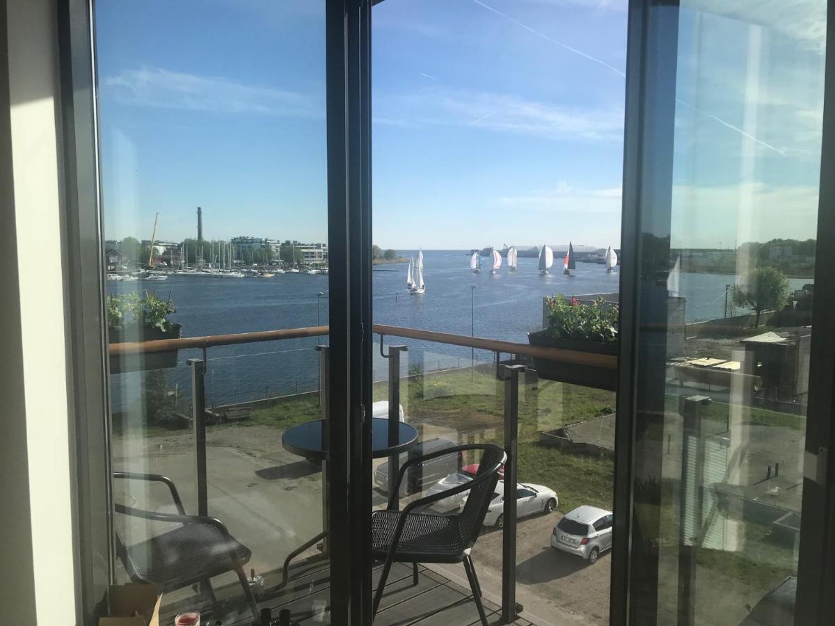 Apartment24 Yacht Club View بارنو المظهر الخارجي الصورة